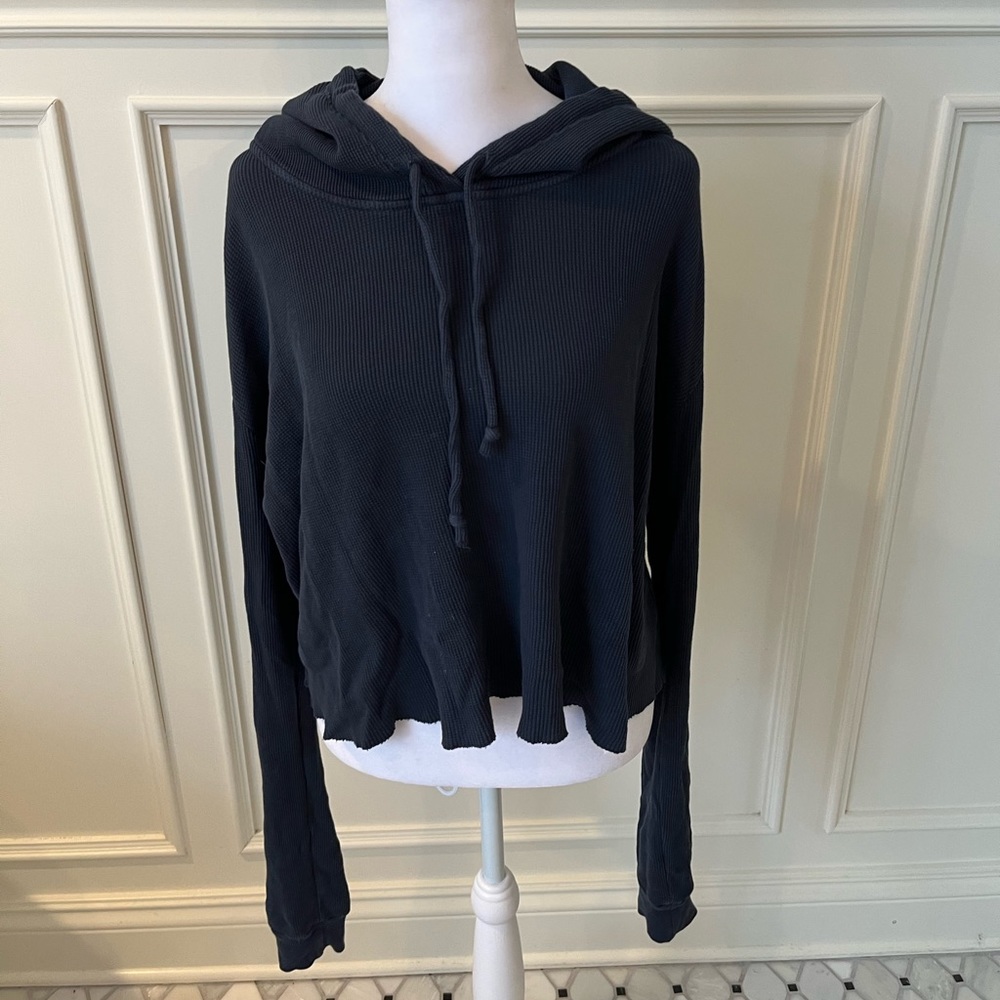 Thermal navy Brandy Melville cropped hoodie